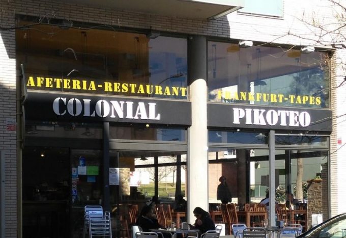 guia33-cornella-bar-restaurante-bar-colonial-pikoteo-cornella-13478.jpg