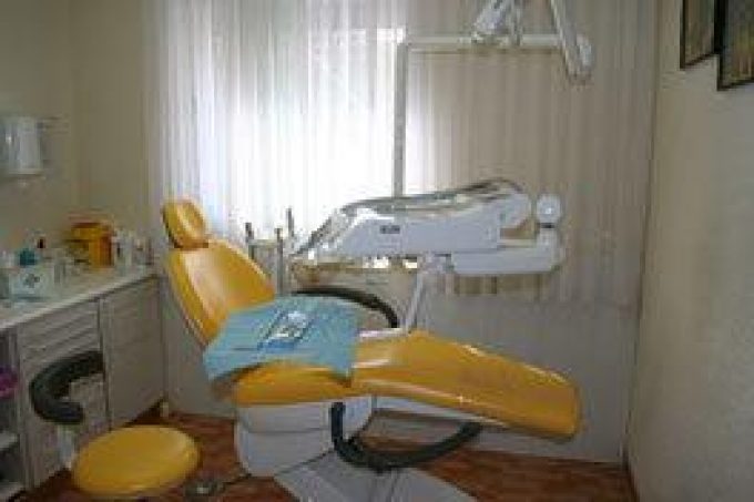 guia33-cornella-clinica-dental-clinica-dental-garraf-4-cornella-14566.jpg