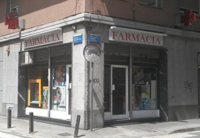 guia33-cornella-farmacia-farmacia-gonzalez-veiga-cornella-18012.jpg