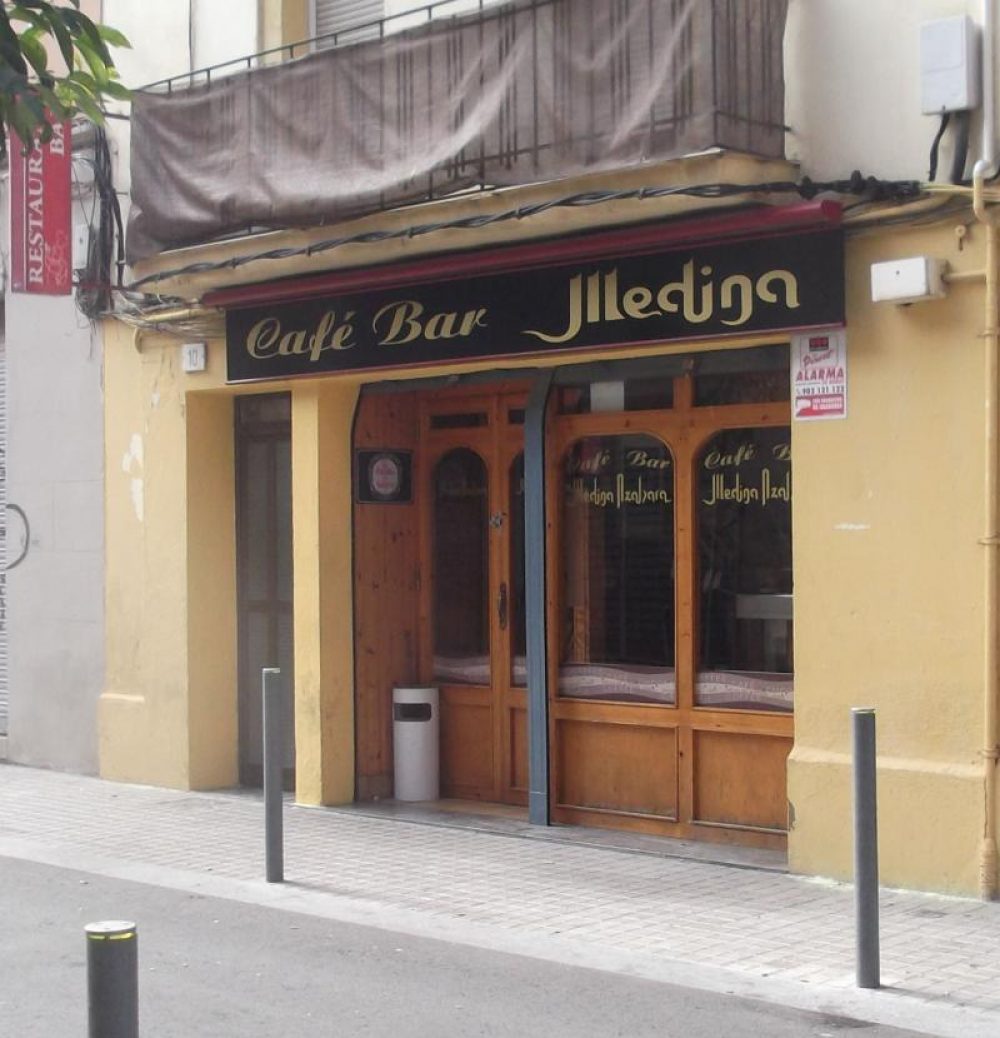 Cafe Bar Medina Guia33