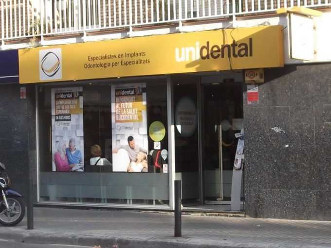 guia33-hospitalet-de-llobregat-clinica-dental-clinica-dental-unidental-9072.jpg