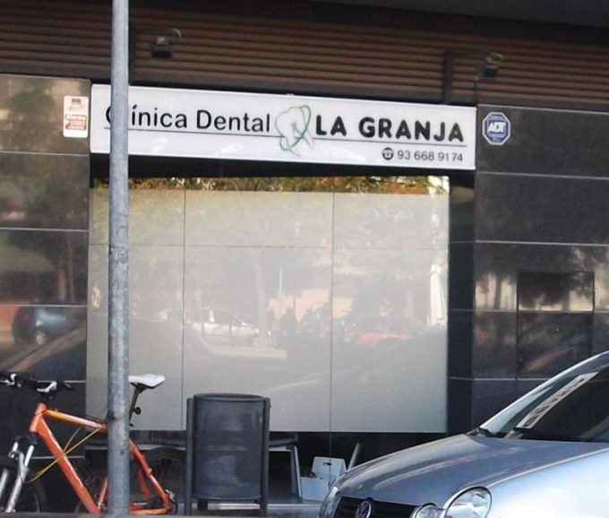 guia33-molins-de-rei-clinica-dental-clinica-dental-la-granja-11493.jpg
